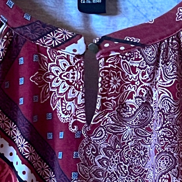 🌺OLSEN LONG SLEEVE TOP - Picture 4 of 10